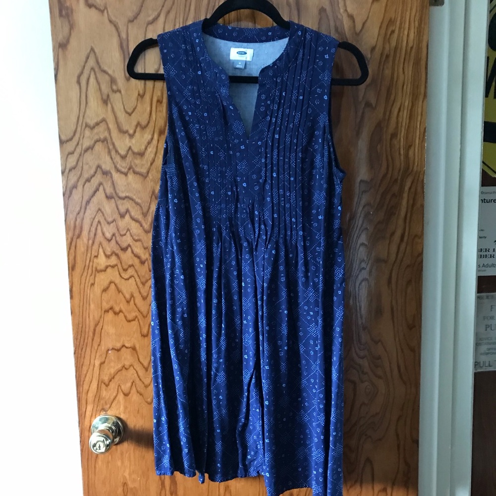 Sleeveless summer dress